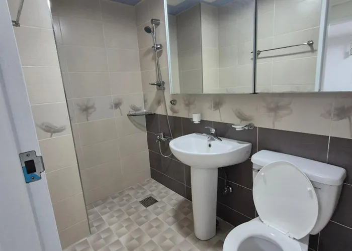 Small And Pretty House Near Station, Pet-friendly, Suitable For 2 People 3* 釜山